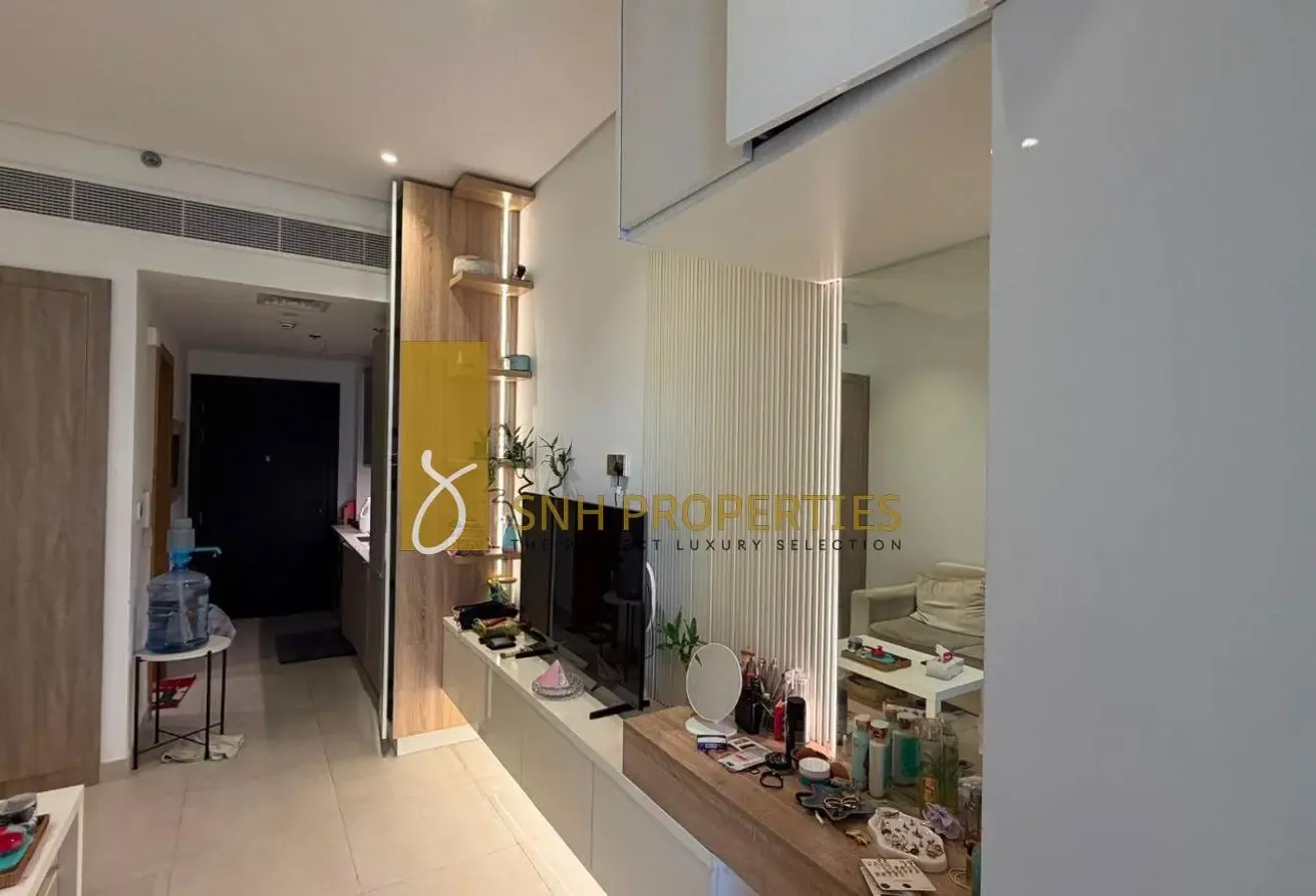 READY TO MOVE | FULLY FURNISHED | LUXURY LIVING