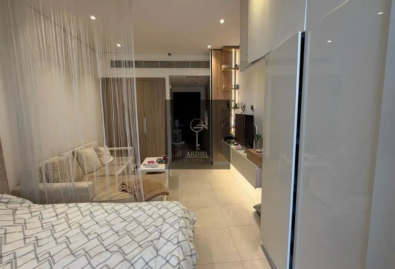 FULLY FURNISHED | MODERN LIVING | SPACIOUS LAYOUT