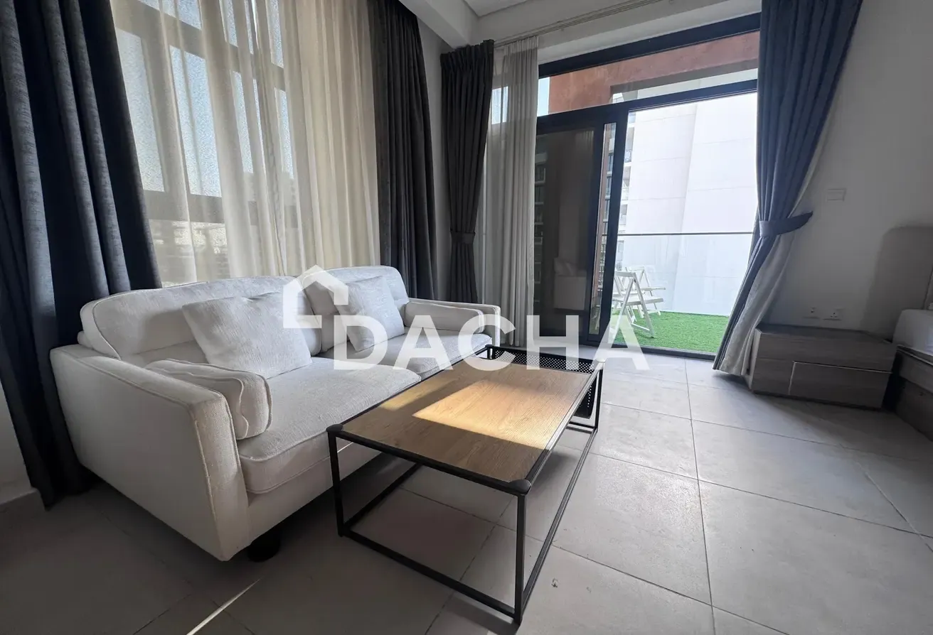Vacant | Pool View | Fully Furnished