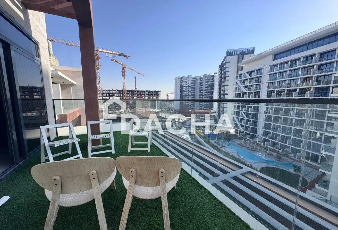 Vacant | Pool View | Fully Furnished