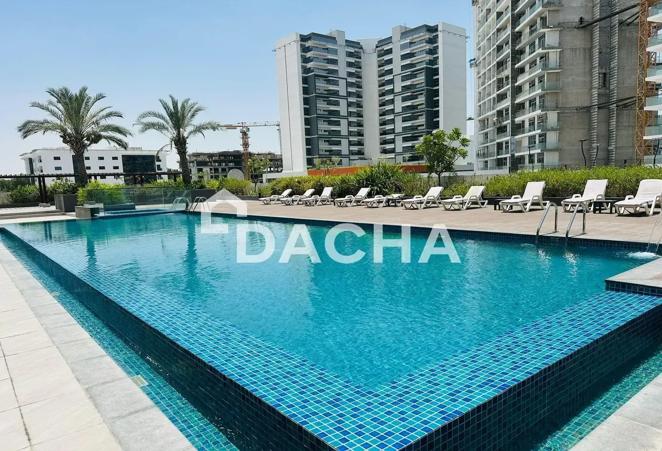 Vacant | Pool View | Fully Furnished