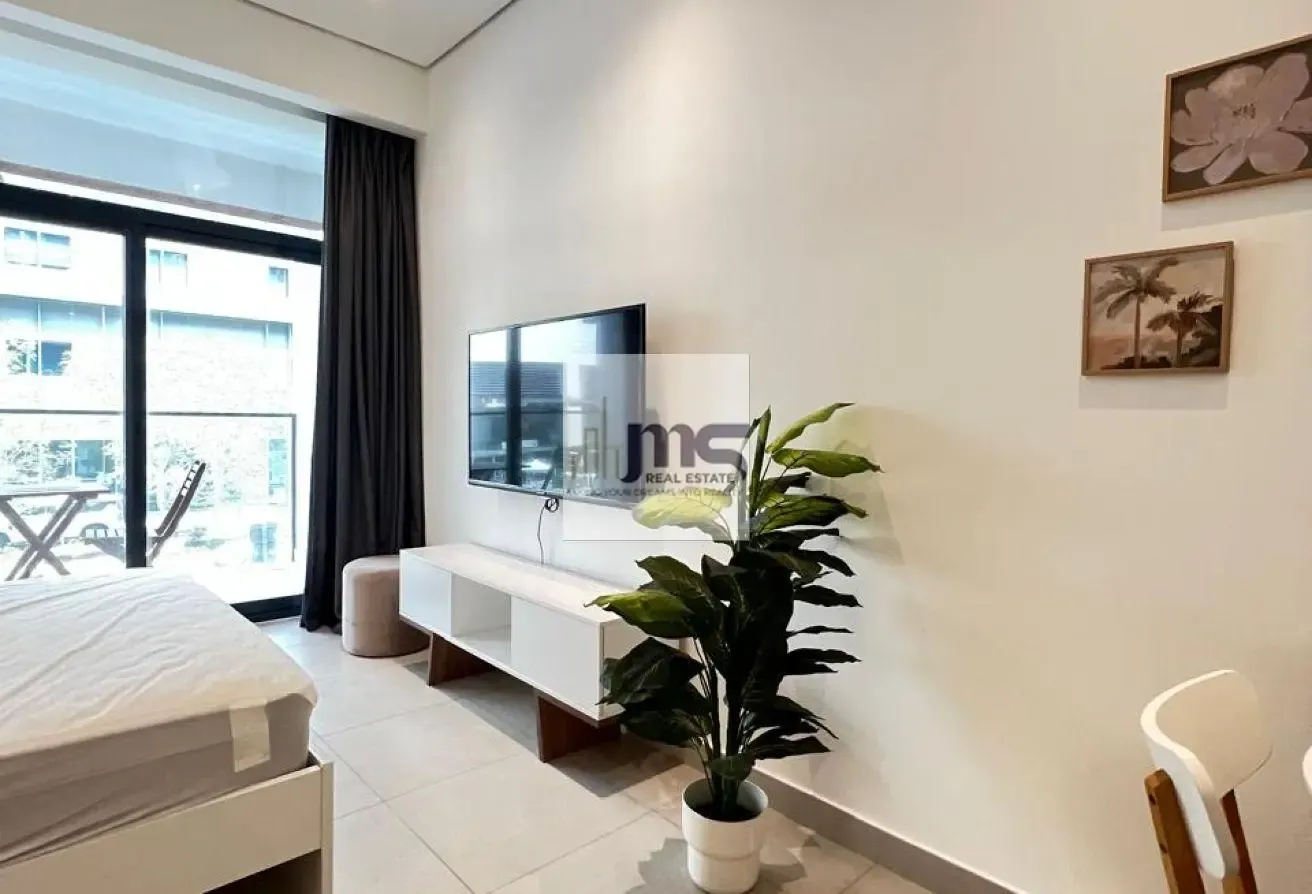 Vacant Now / Fully New Furnished / Ready to Move