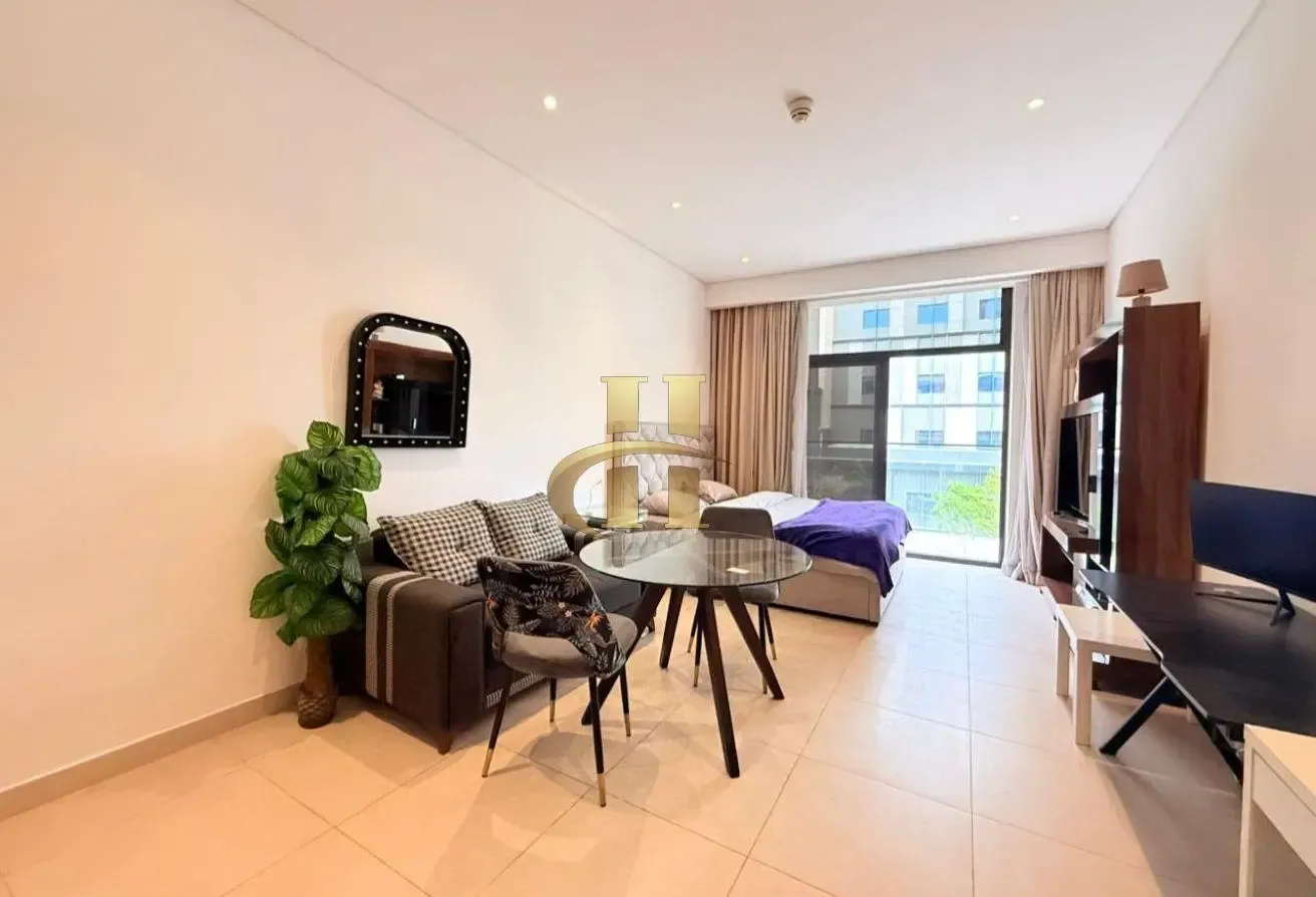 5000 Monthly | 12 Cheques | Fully Furnished Studio