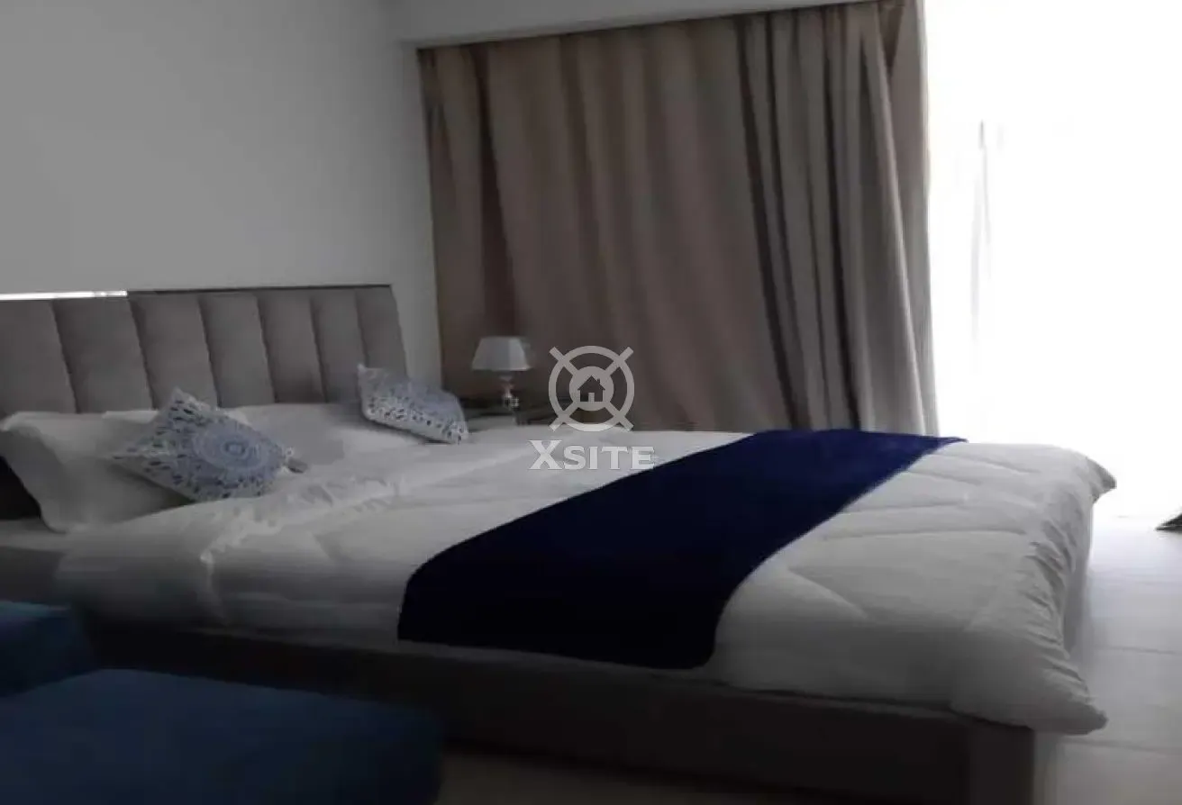 Fully Furnished | Modern Studio | Vacant Unit