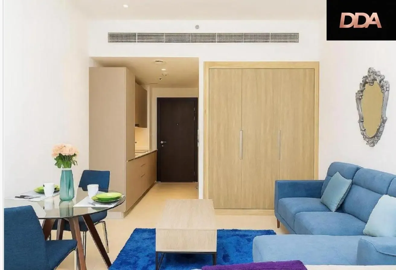 BRIGHT STUDIO | COMMUNITY VIEW | ARJAN