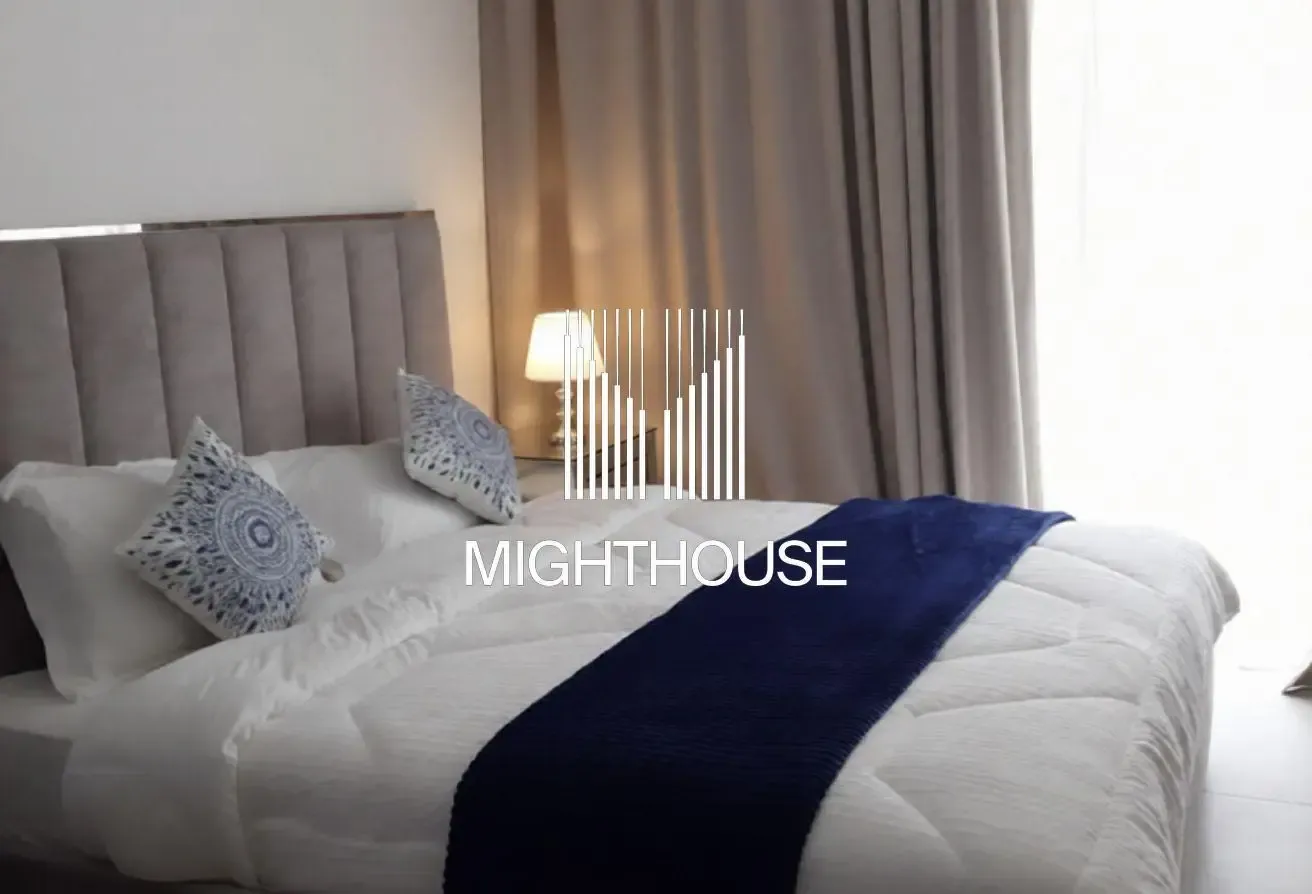 Studio in Divine | Furnished | 12 Cheques