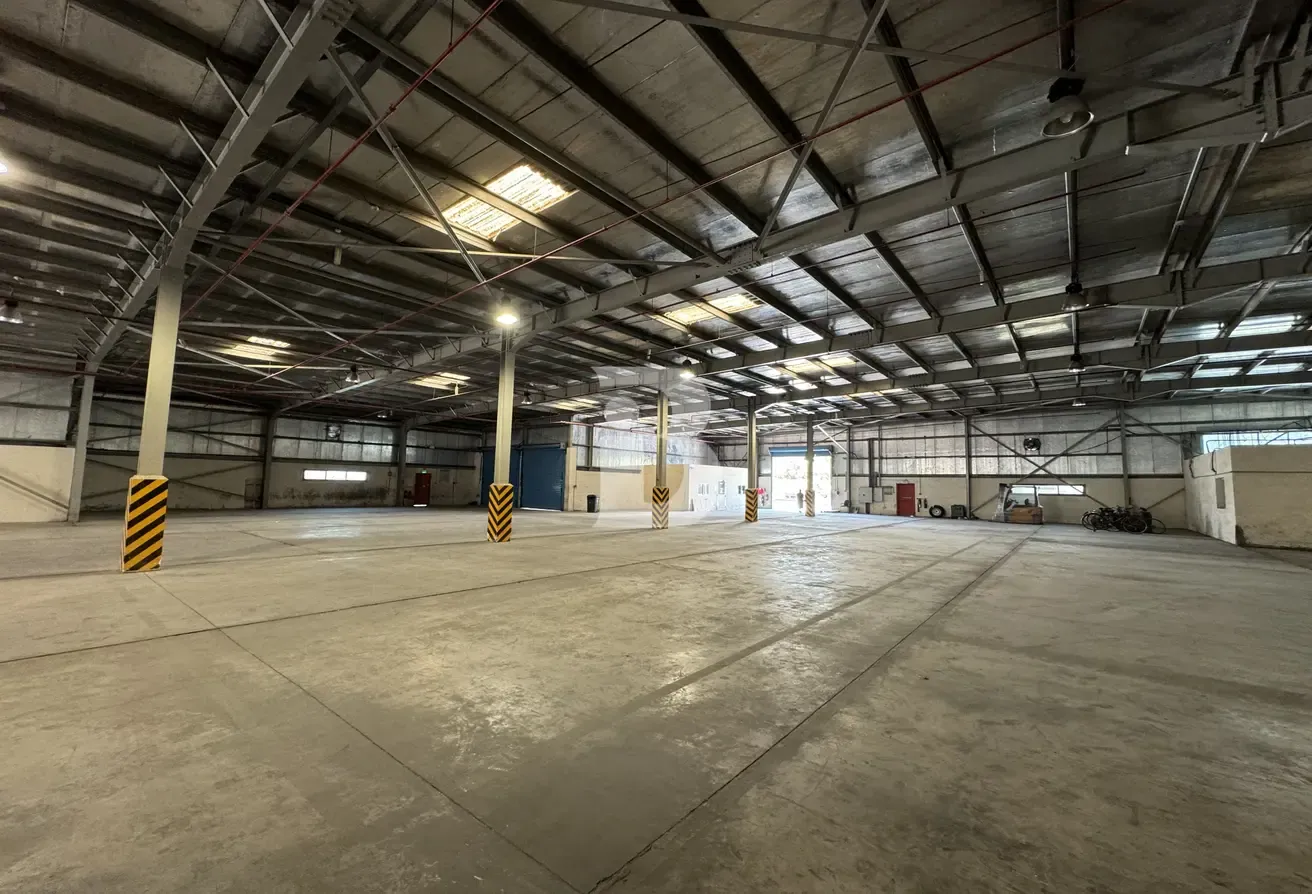 STANDALONE WAREHOUSE | BEST DEAL | PRIME LOCATION