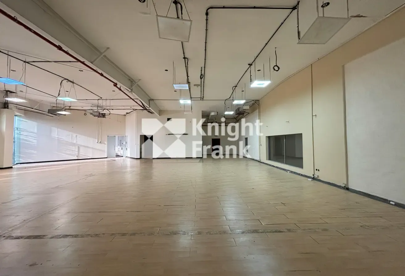 Ideal for Retailers | Standalone Warehouse
