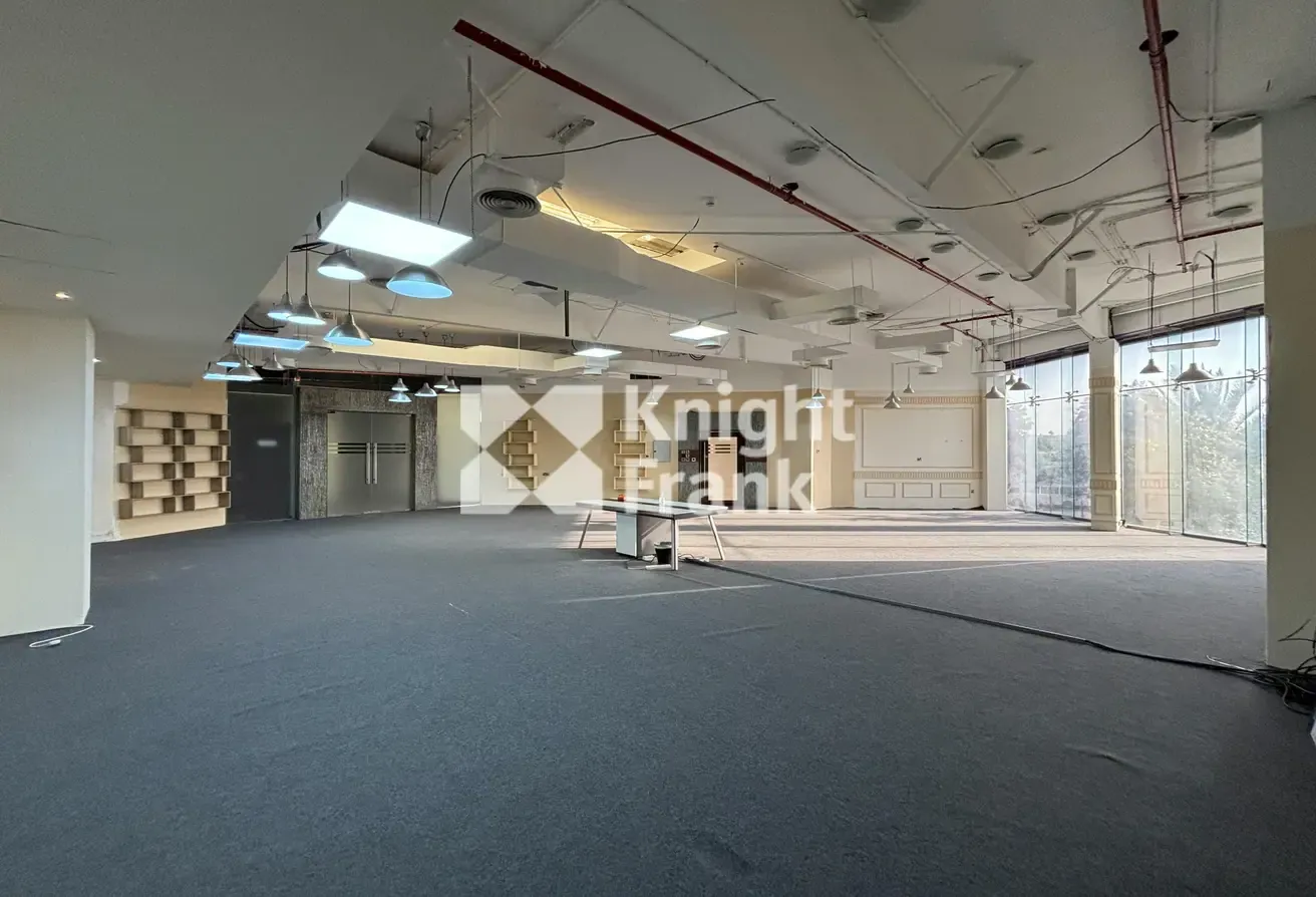 Ideal for Retailers | Standalone Warehouse