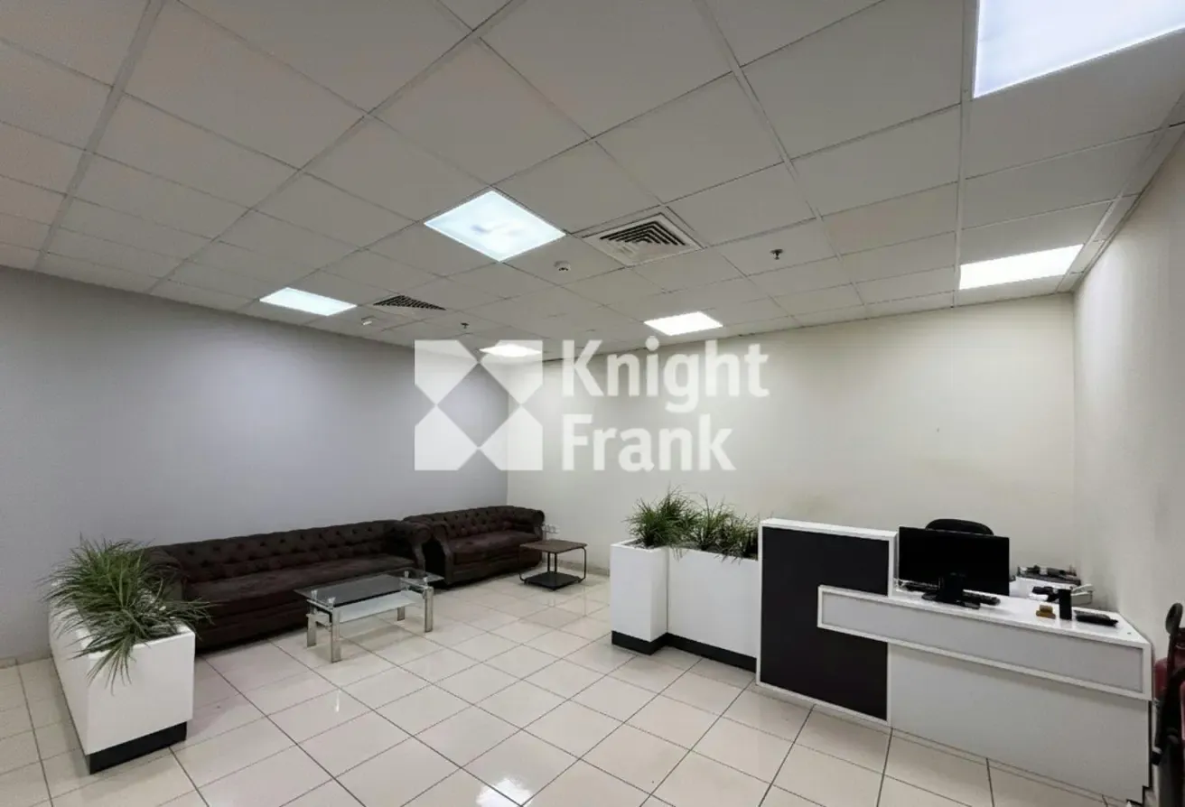 Easy Access | 398 kW | 8m Height | Tenanted