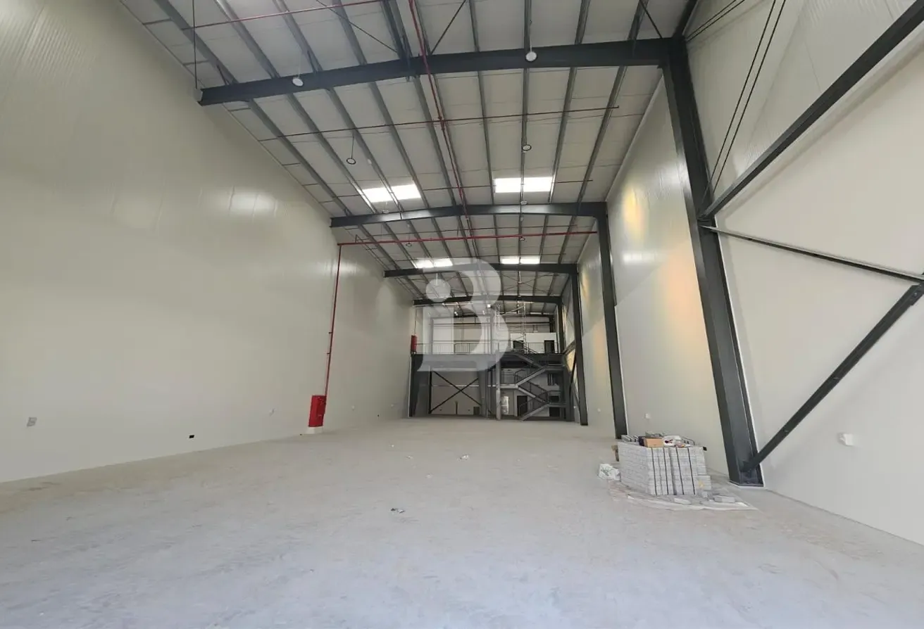 INVESTMENT WAREHOUSE FOR SALE | RENTED |PRIME DIP 2 LOCATION
