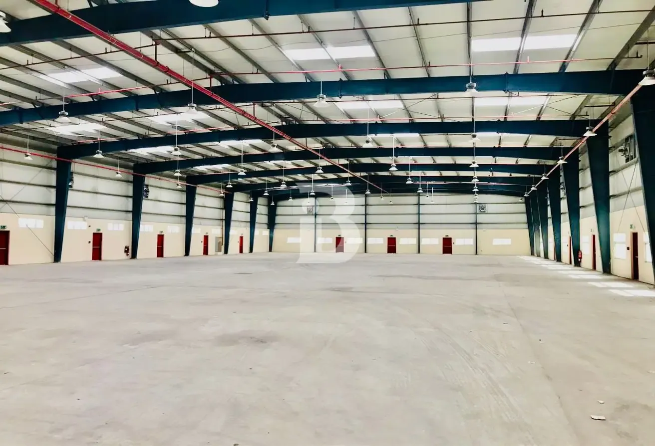STANDALONE WAREHOUSE | TENANT | HIGH ROI POTENTIAL