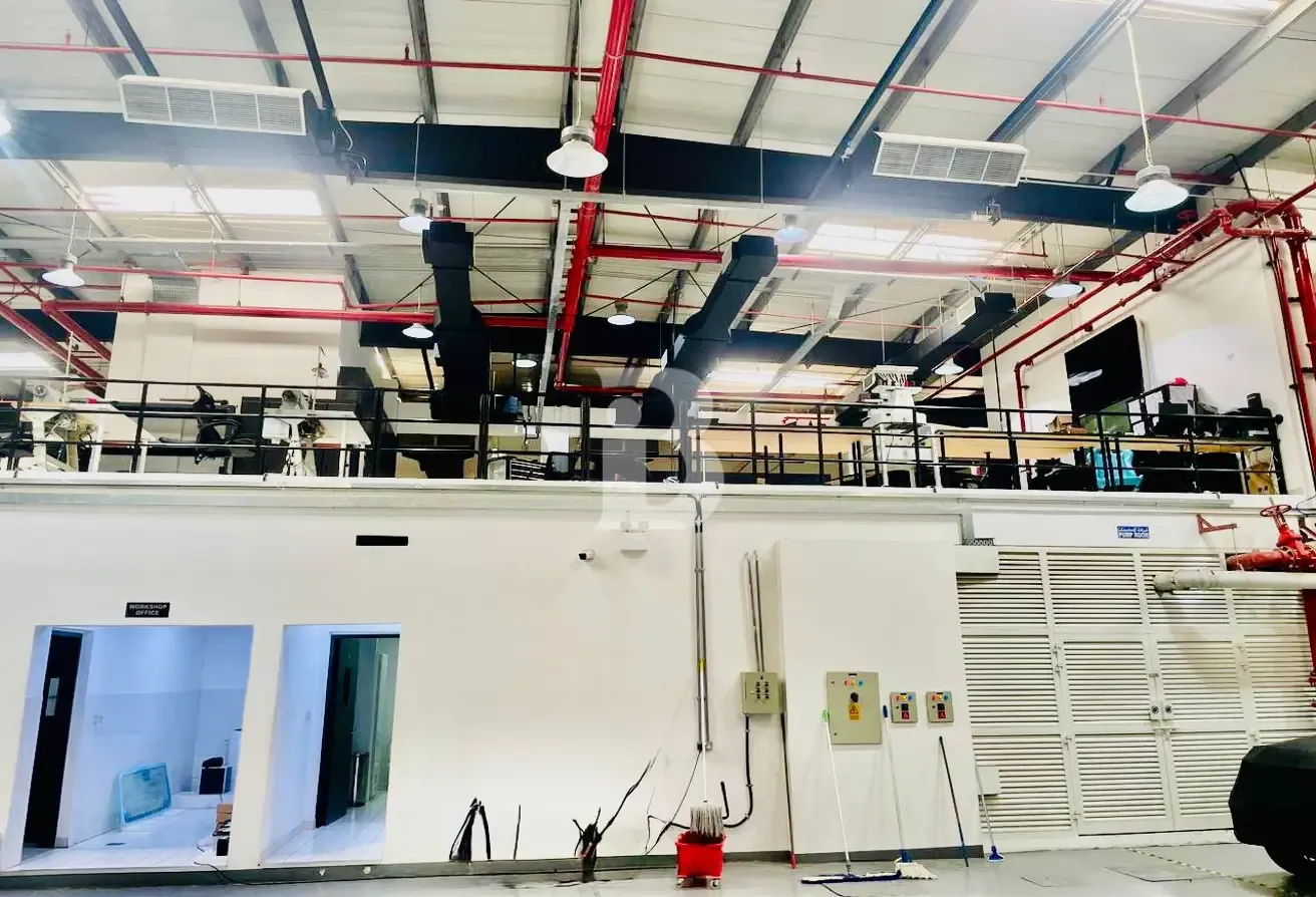 STANDALONE WAREHOUSE | TENANT | HIGH ROI POTENTIAL