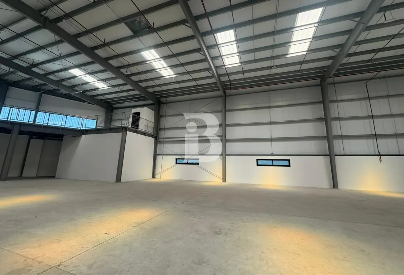 Premium Industrial Warehouse for Sale | DIP 2