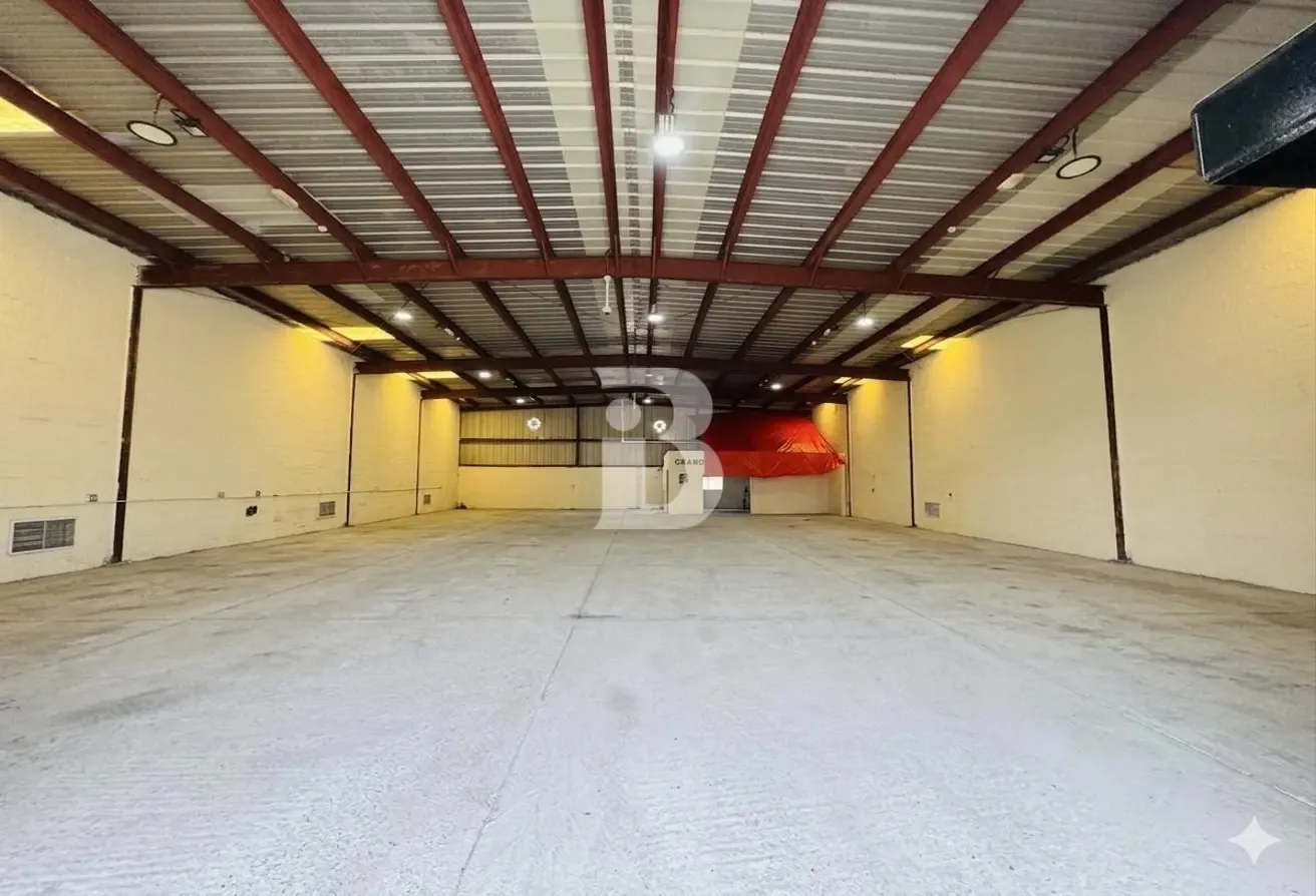 Premium Industrial Warehouse for Sale | DIP 2
