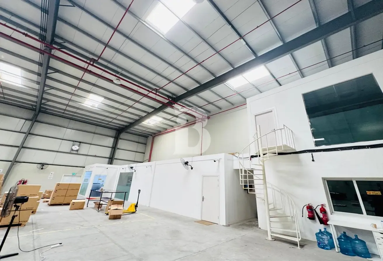 PREMIUM INVESTMENT WAREHOUSE | FULLY RENTED | STRONG ROI
