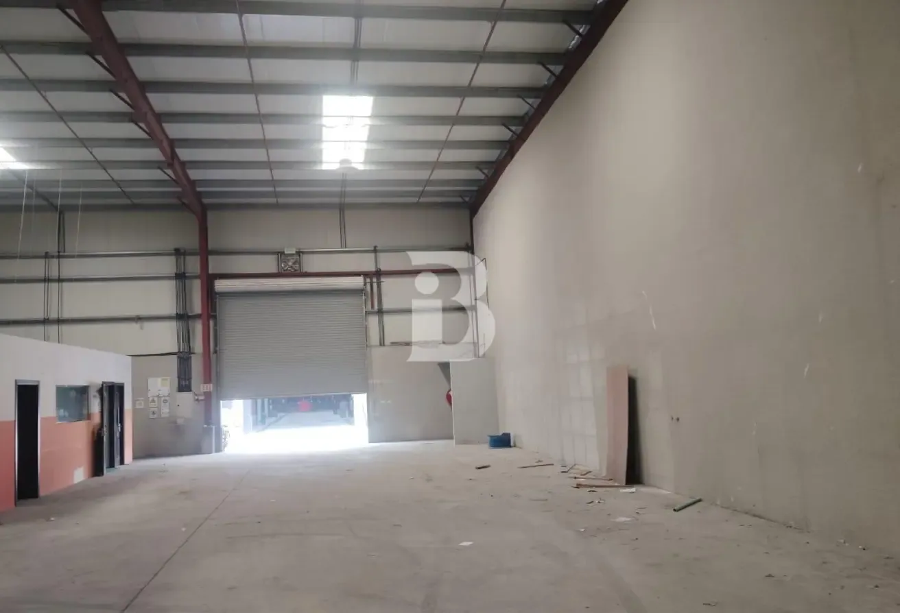 PREMIUM INVESTMENT WAREHOUSE | FULLY RENTED | STRONG ROI