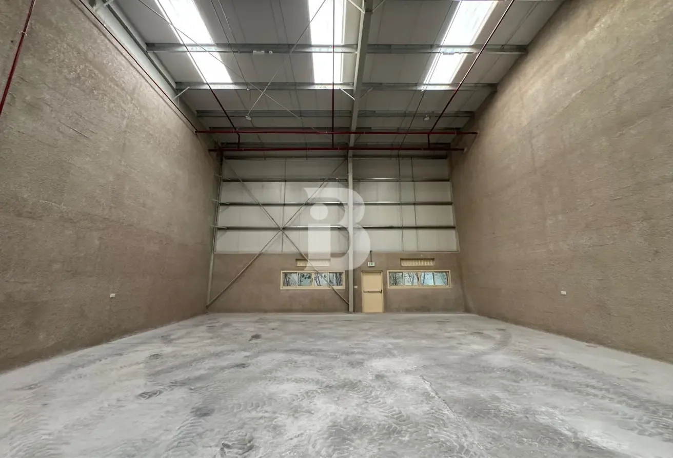 Multiple Warehouses | 10% ROI | 6-7 Mtrs