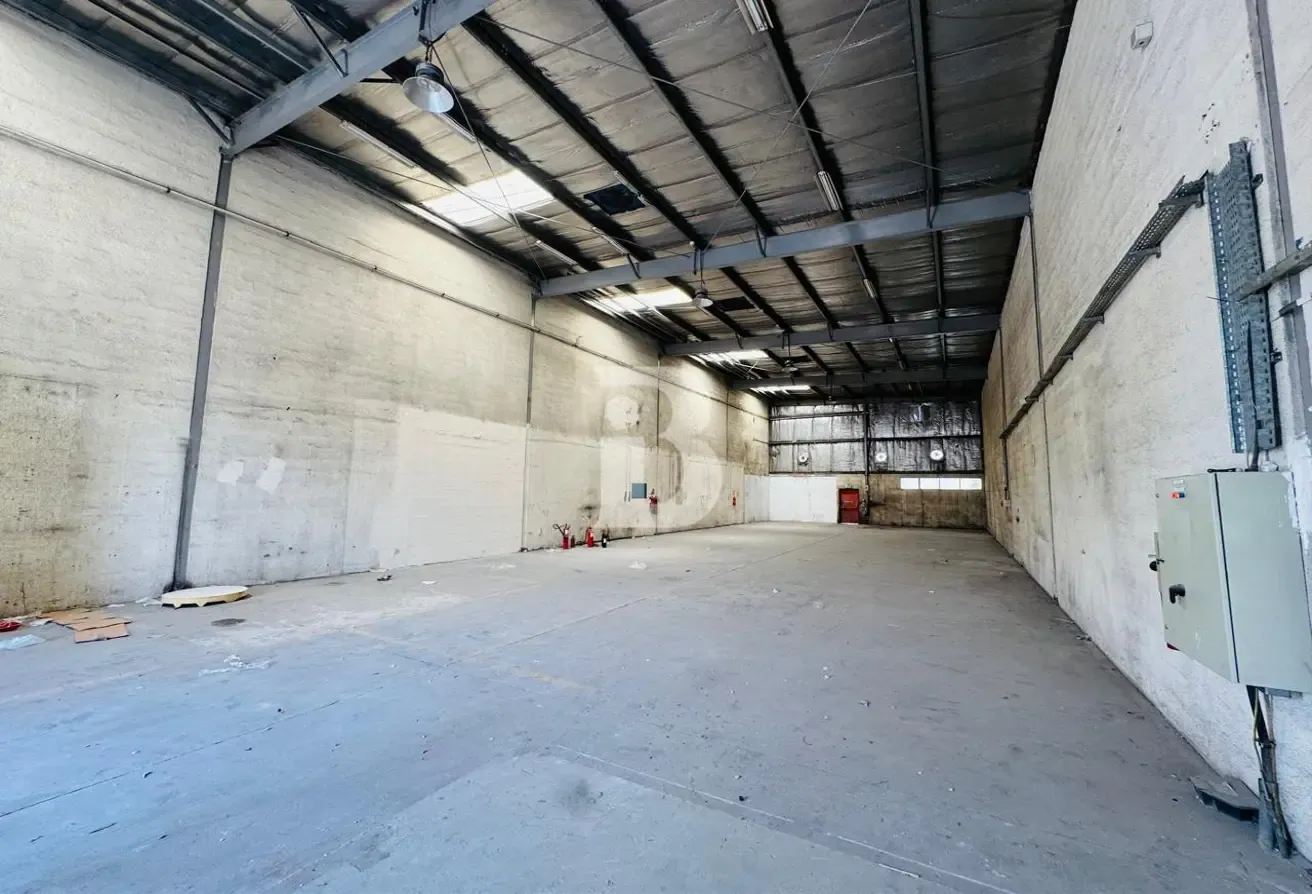Warehouse for Sale in DIP | High Power Capacity