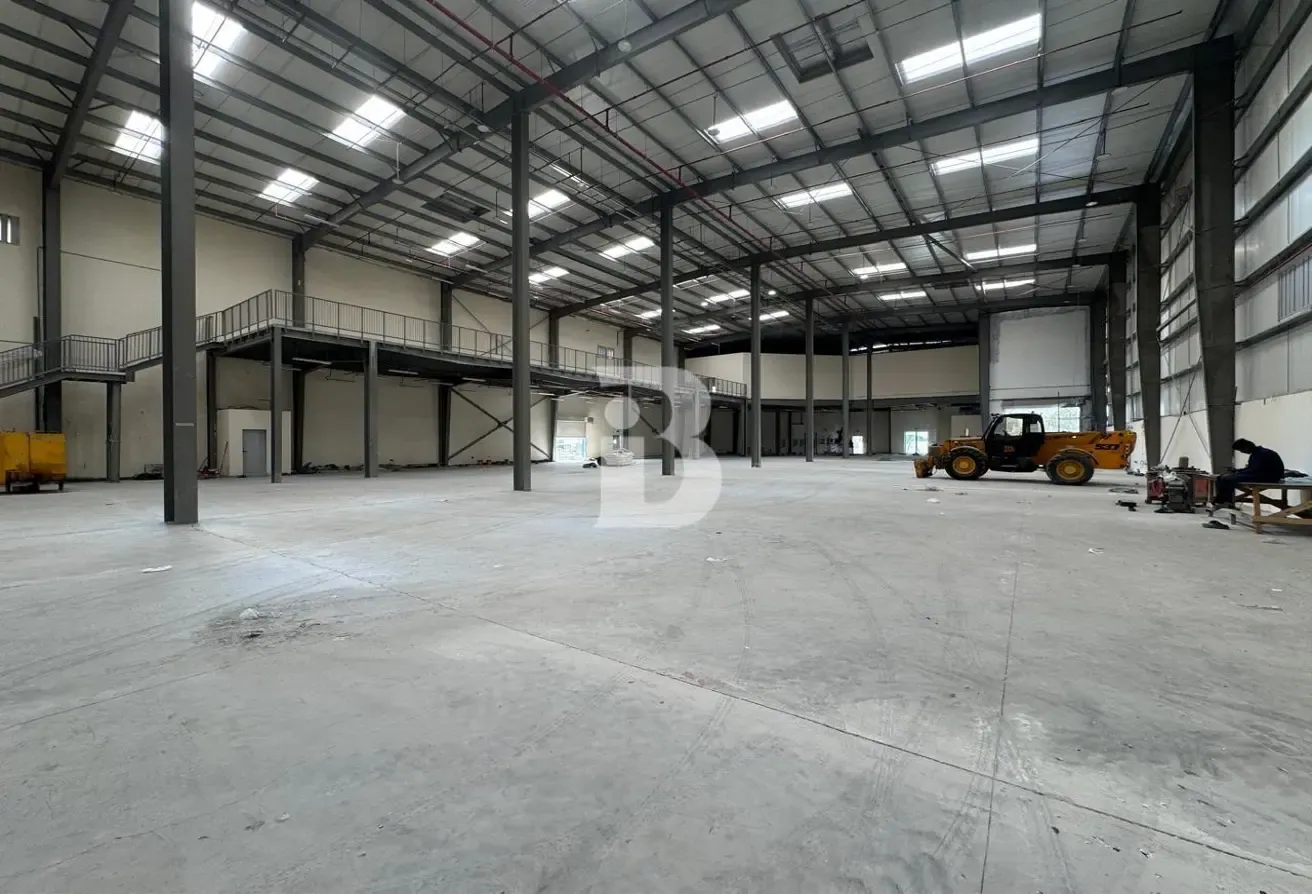 Warehouse Compound for Sale in DIP