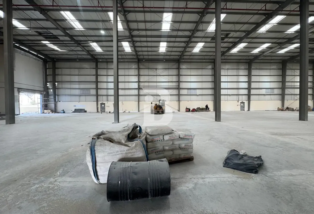 Warehouse Compound for Sale in DIP