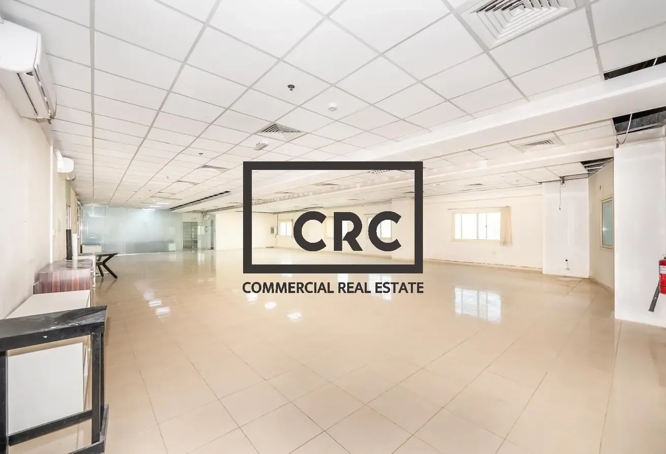 Standalone Warehouse | Corner | Great Visibility
