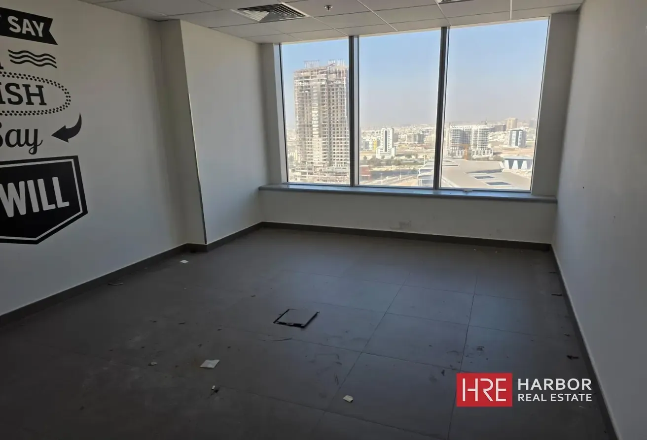 Ready to Move In  | Merge Office | High Floor