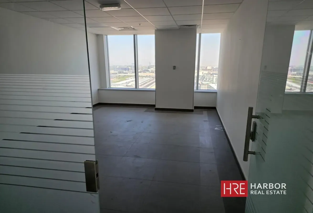 Ready to Move In  | Merge Office | High Floor