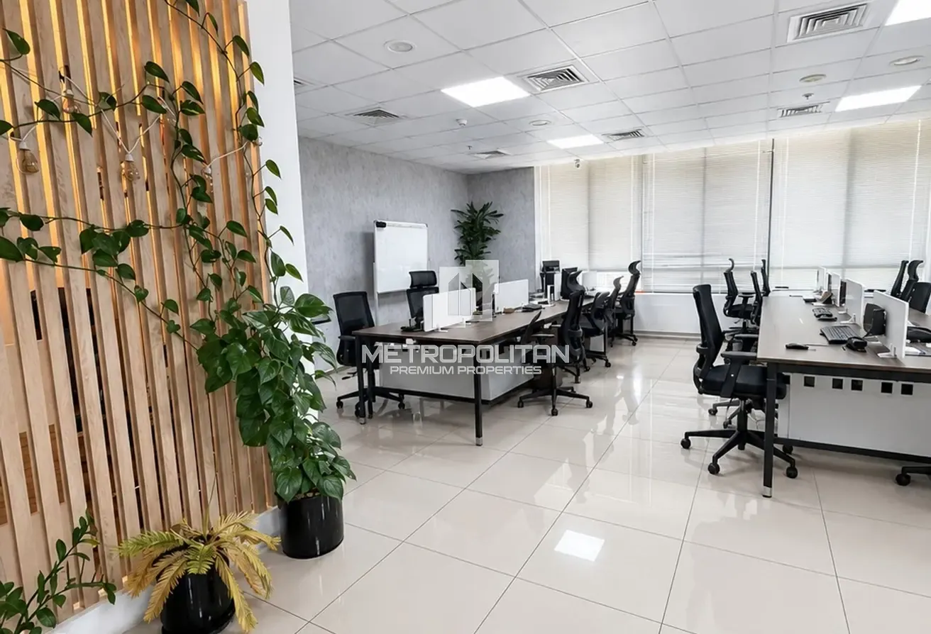 Urgent Sale | High Floor| Fully Fitted Unit