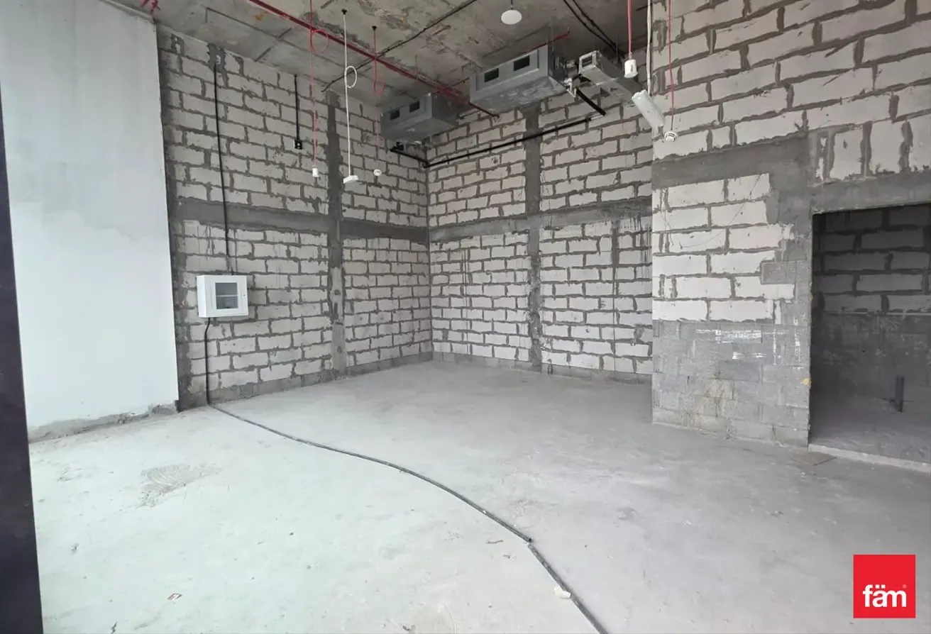 Keys In Hand | Ideal Investment |Close To Entrance
