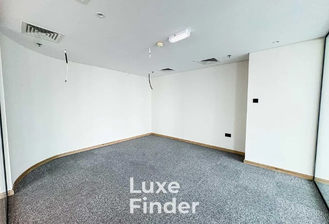 Newly Renovated Office | Iconic Views | High Floor