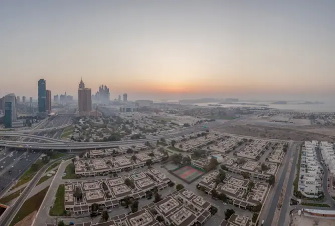 Facing Diret Sheikh Zayed Rd, Mixed Use-Commercial