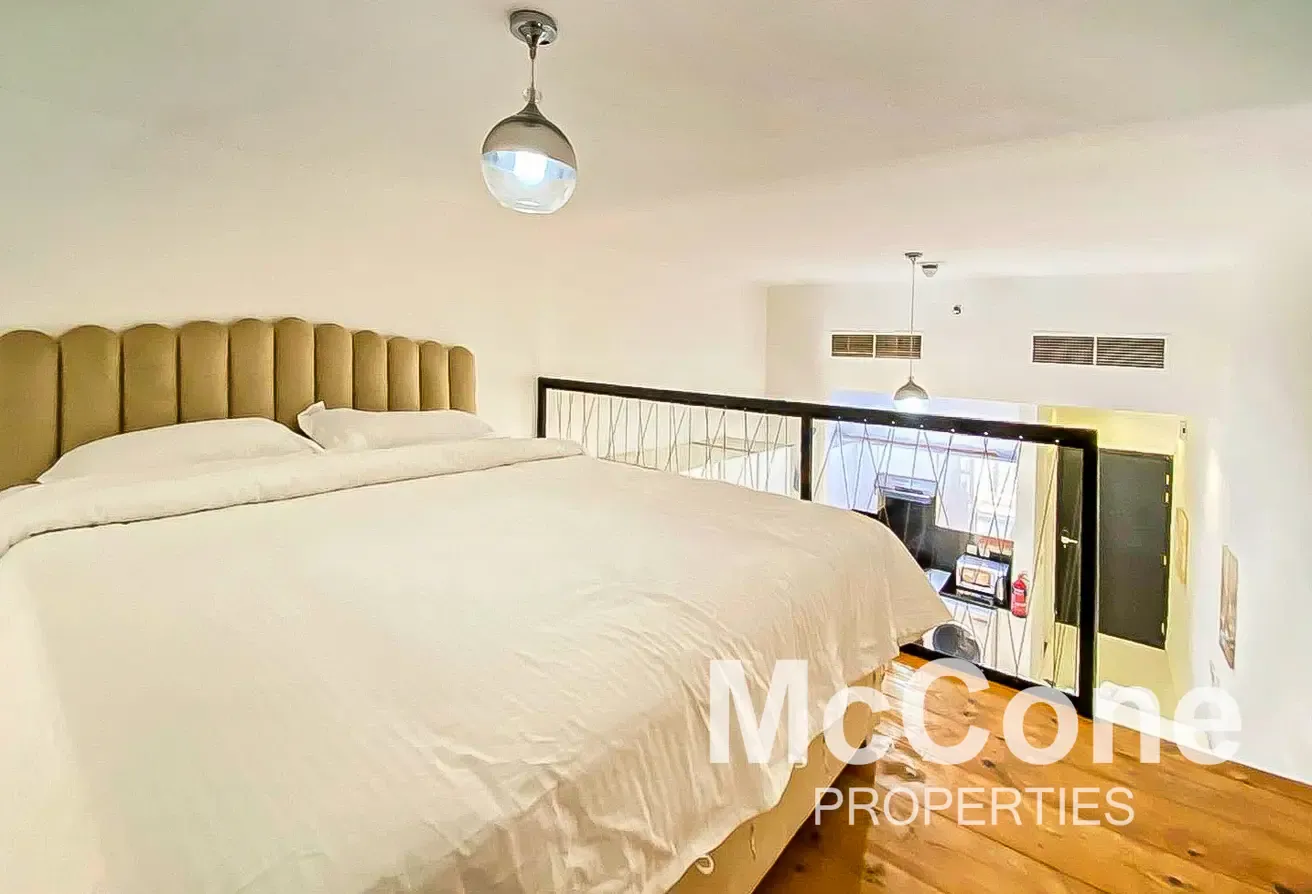 Loft Style | Upgraded | Vacant