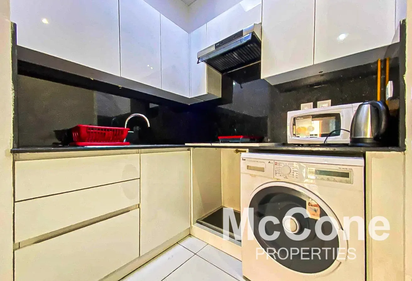 Loft Style | Upgraded | Vacant