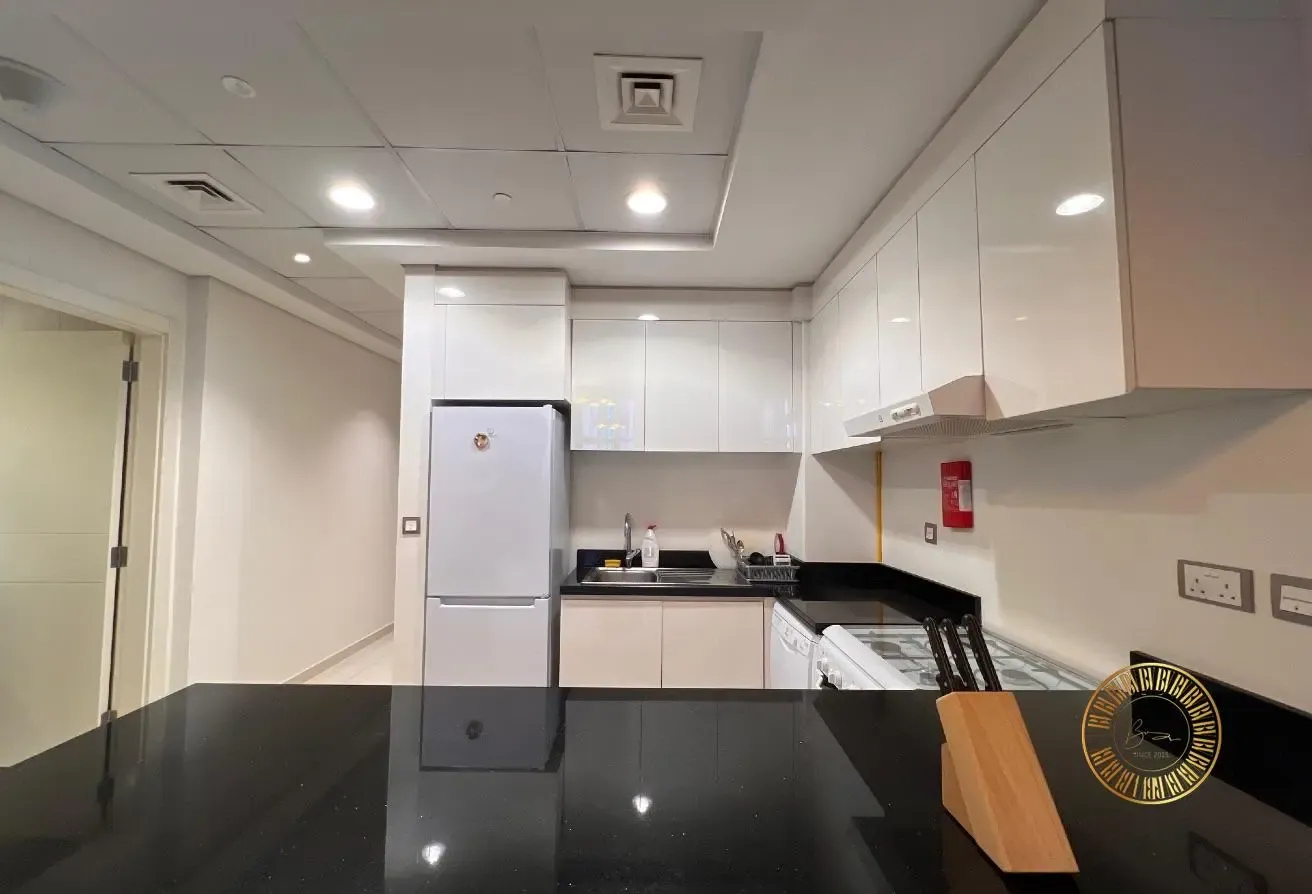 1 BEDROOM - HIGHER FLOOR- BALCONY - VACANT
