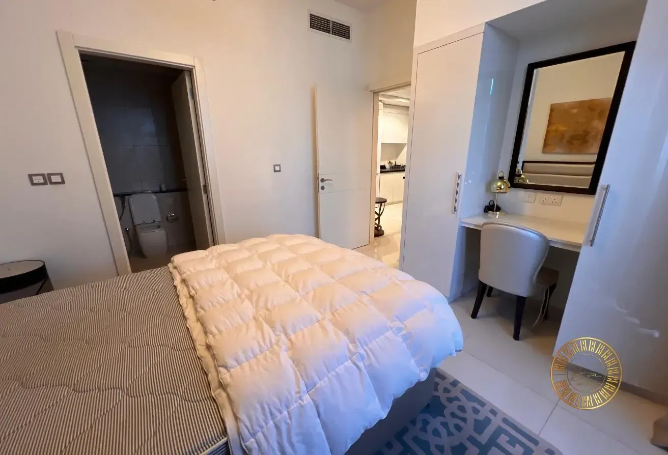1 BEDROOM - HIGHER FLOOR- BALCONY - VACANT