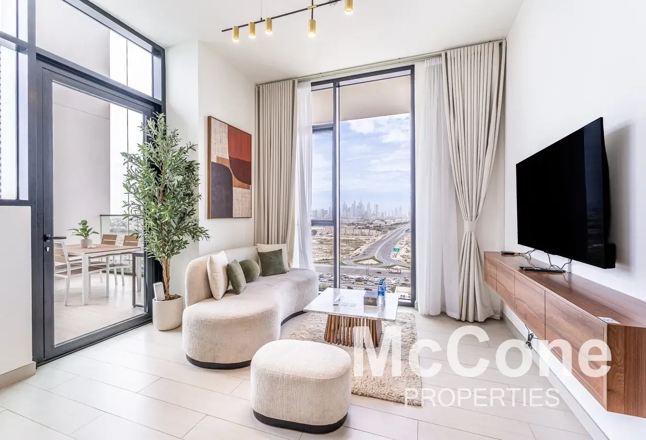 Vacant Unit | High Returns | Near Exit