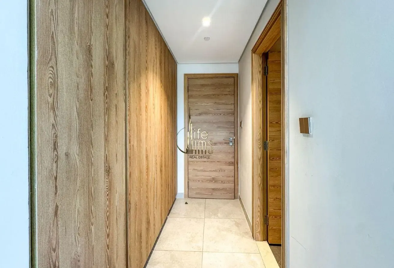Elegant Residence| Large layout | Rented