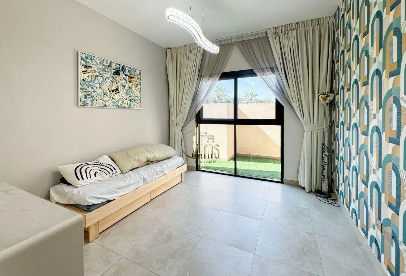 Elegant Residence| Large layout | Rented