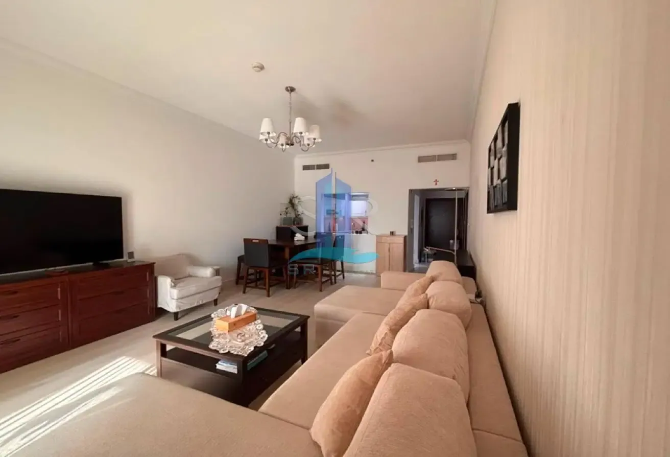 Spacious Layout l 1 BR upgraded l Pool View