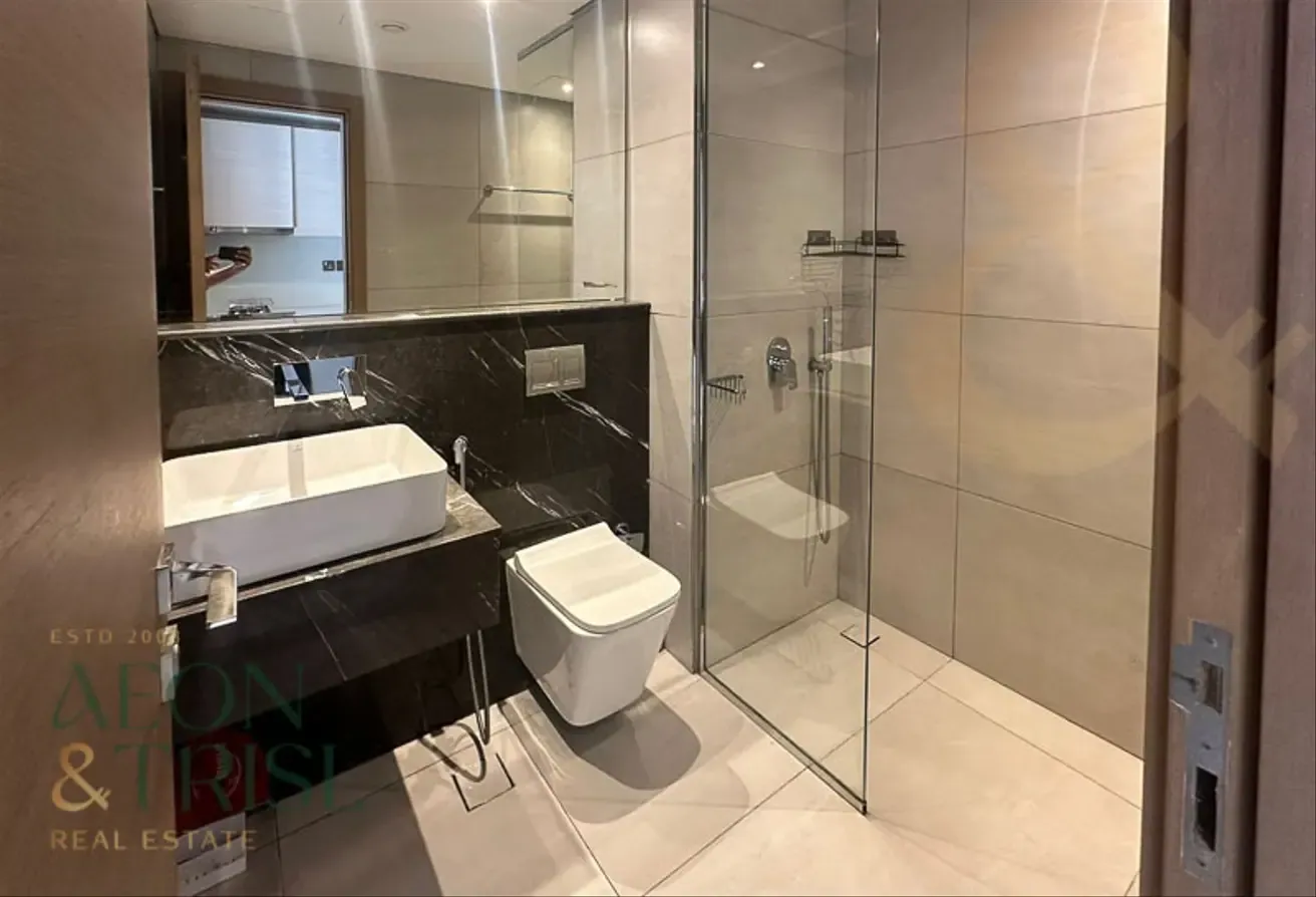 Pool view | Furnished | Top floor