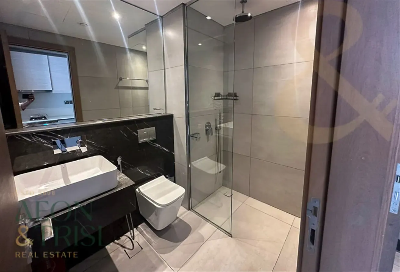 Pool view | Furnished | Top floor