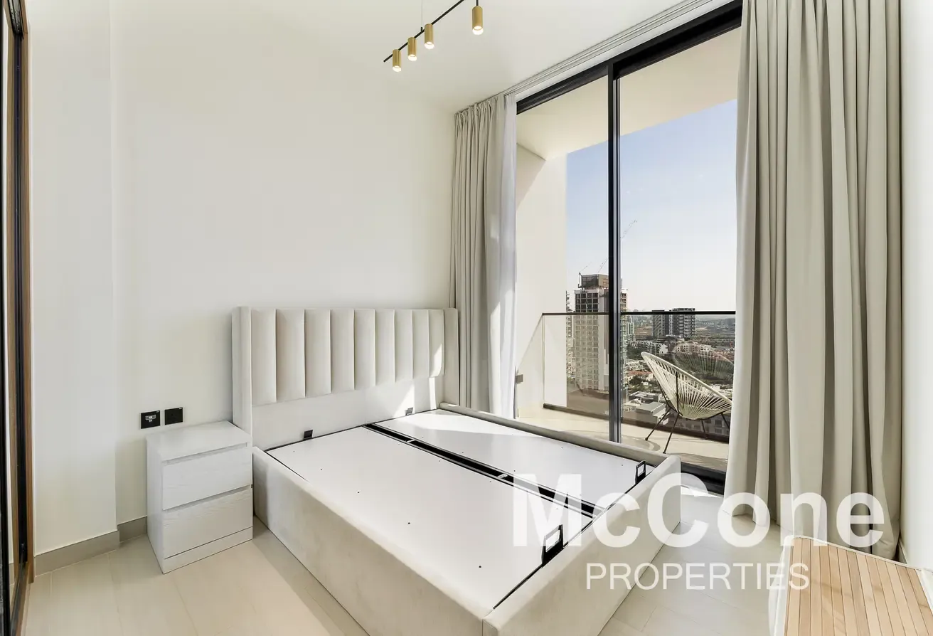 Stylish 1BR | Vacant on Transfer | Fully Furnished