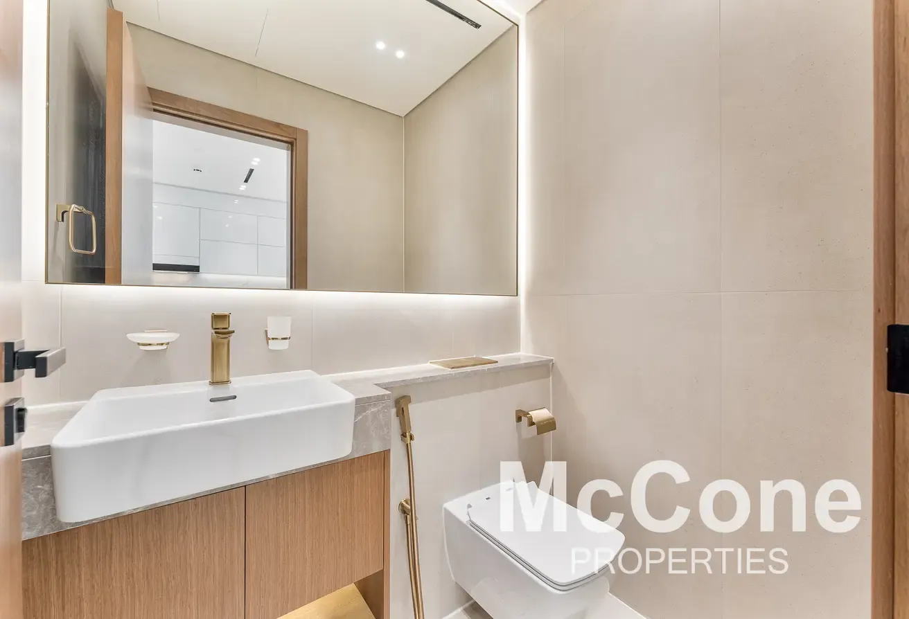 Stylish 1BR | Vacant on Transfer | Fully Furnished