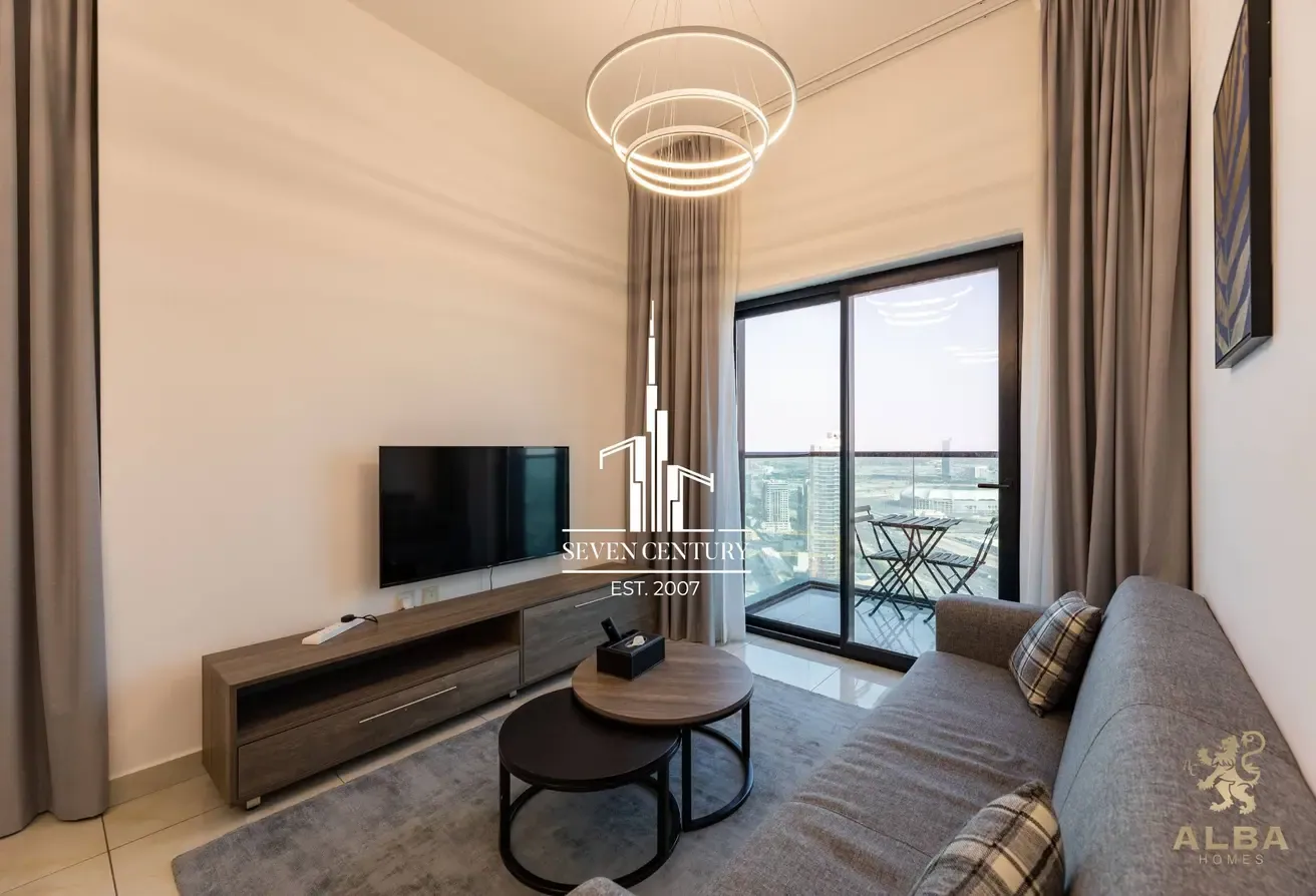 High Floor | Large Layout | 2 Balconies | Prime