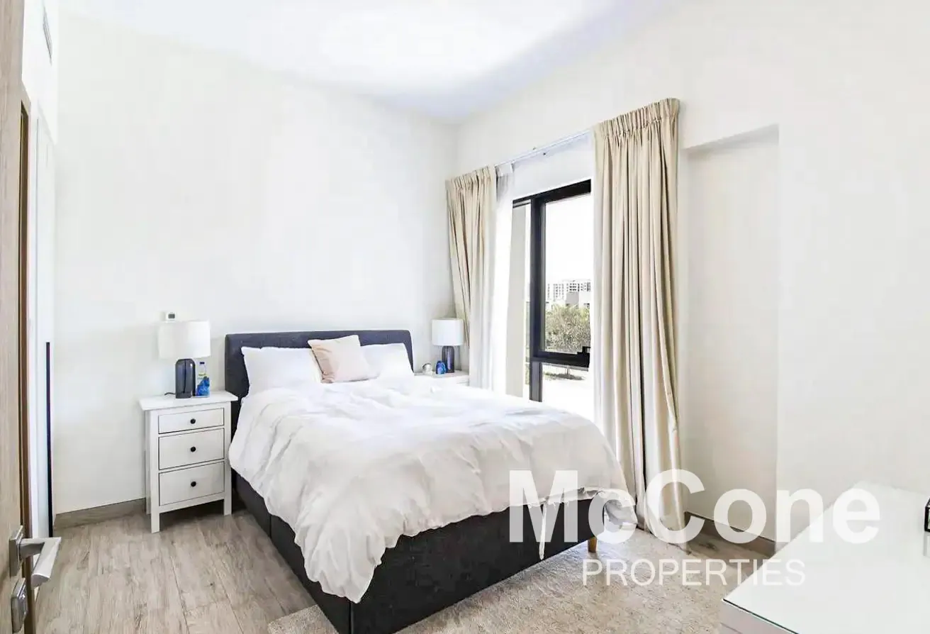 Vastu | Single Row | Vacant | Type B