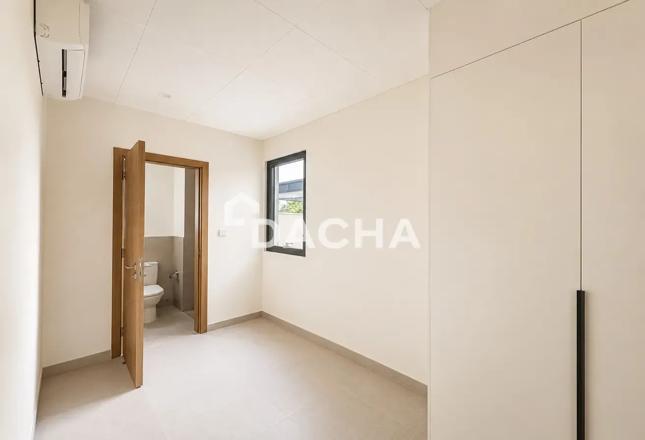 Poolside | Corner Unit | Driver Room | Vastu