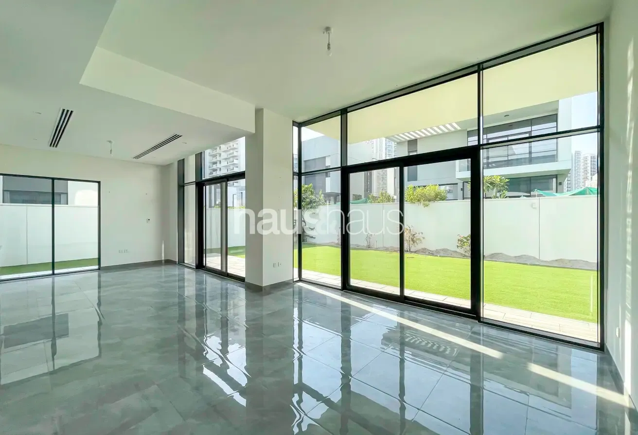 Unfurnished | Landscaped | Vacant