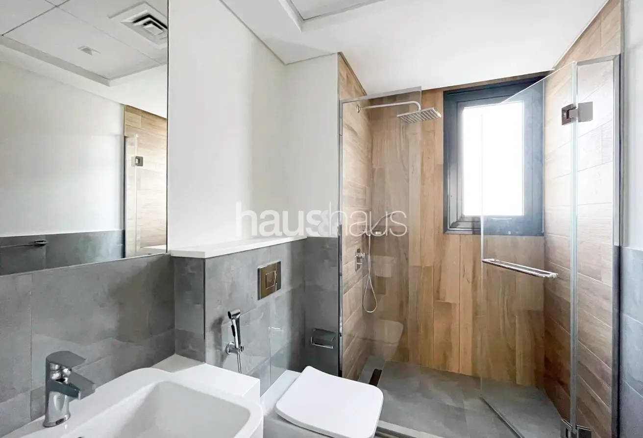 Unfurnished | Landscaped | Vacant