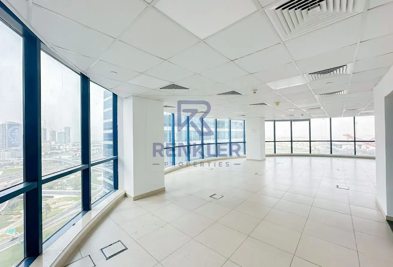 Fitted  | Close To Metro | Partitoned